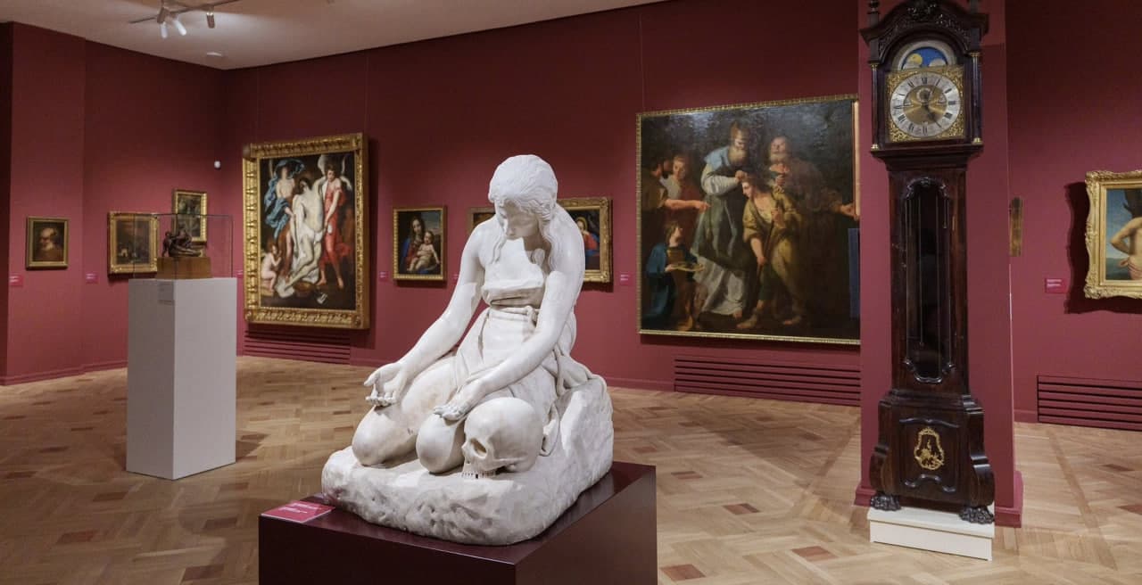 sights.nationalGallery.title